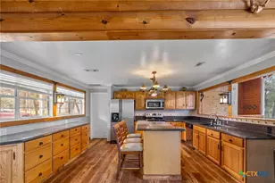 2955 Fannin Oaks, Victoria, TX 77905 - Photo 10