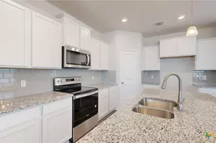 254 Dora Dr, Killeen, TX 76549 - Photo 6