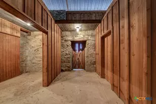 6887 Von Ormy Rd, Von Ormy, TX 78073 - Photo 34