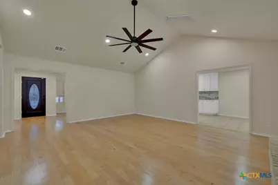 1260 Flaming Oak Drive, New Braunfels, TX 78132 - Photo 10