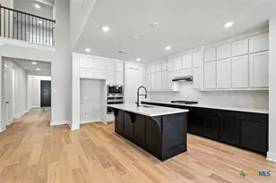 8105 Chalk Trce, Schertz, TX 78154 - Photo 2