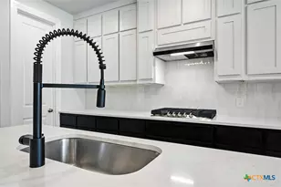 8105 Chalk Trce, Schertz, TX 78154 - Photo 4