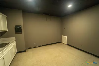 3011 Houston Highway, Victoria, TX 77901 - Photo 14