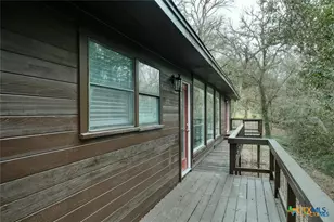 1529 N Colorado St, Lockhart, TX 78644 - Photo 14