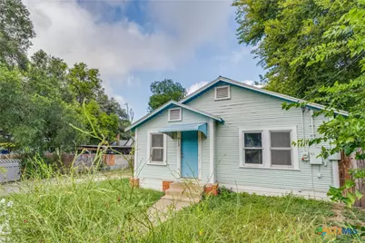 712 S Austin Street, Seguin, TX 78155 - Photo 2