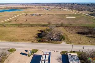 206 N Franklin St, Holland, TX 76534 - Photo 2