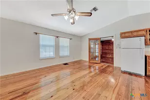 610 Rainbow Ridge, Canyon Lake, TX 78133 - Photo 8