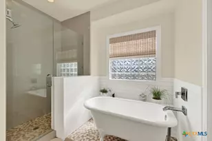 216 Lone Mountain, New Braunfels, TX 78132 - Photo 20