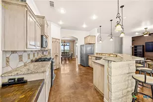 3917 Walden Creek Crossing, Harker Heights, TX 76548 - Photo 4