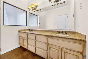 3917 Walden Creek Crossing, Harker Heights, TX 76548 - Photo 14