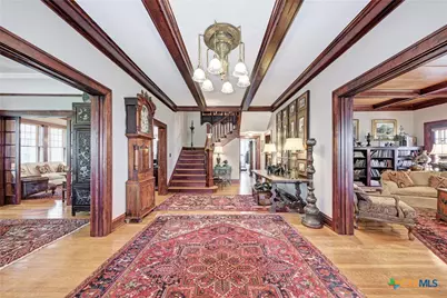 401 W 4th Street, Lampasas, TX 76550 - Photo 6