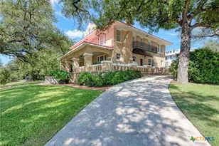 401 W 4th St, Lampasas, TX 76550 - Photo 1