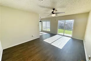 2221 Michigan St, New Braunfels, TX 78130 - Photo 4