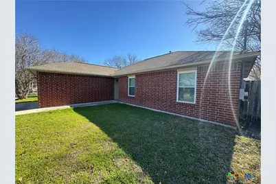 2221 Michigan Street, New Braunfels, TX 78130 - Photo 24