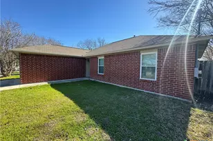 2221 Michigan St, New Braunfels, TX 78130 - Photo 24