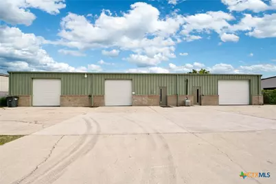 218 Trade Center #100, New Braunfels, TX 78130 - Photo 2