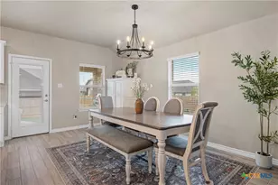 5743 St Charles Dr, Belton, TX 76513 - Photo 10