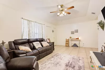 905 Black Diamond Circle #7, Hewitt, TX 76643 - Photo 10