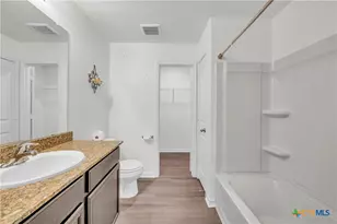 5017 Cressler Ln, Jarrell, TX 76537 - Photo 12