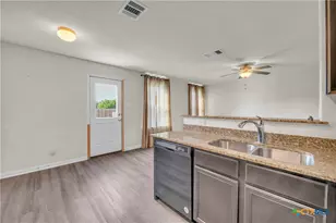 5017 Cressler Ln, Jarrell, TX 76537 - Photo 6