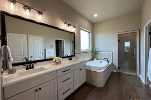 1019 Alice Cir, Temple, TX 76502 - Photo 18