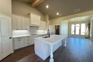 1019 Alice Cir, Temple, TX 76502 - Photo 8