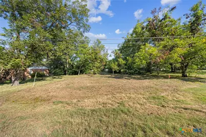 307 S Austin, Holland, TX 76534 - Photo 2