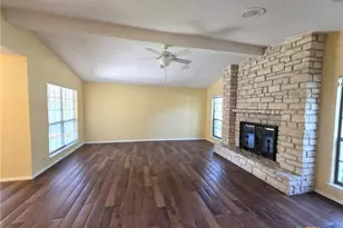 2505 Canyon Creek Dr, Temple, TX 76502 - Photo 4