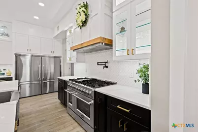 2346 Haven Bluff Court, New Braunfels, TX 78132 - Photo 12