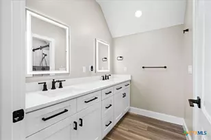 2346 Haven Bluff Ct, New Braunfels, TX 78132 - Photo 34