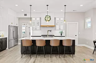 2346 Haven Bluff Ct, New Braunfels, TX 78132 - Photo 10