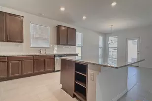 440 Sunrise Pk, Seguin, TX 78155 - Photo 14