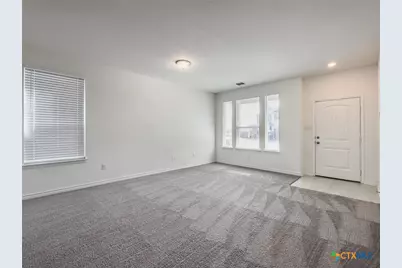 440 Sunrise Park, Seguin, TX 78155 - Photo 4