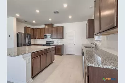 440 Sunrise Park, Seguin, TX 78155 - Photo 12