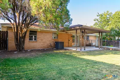 919 Holly Street, Copperas Cove, TX 76522 - Photo 26