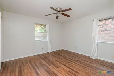 919 Holly Street, Copperas Cove, TX 76522 - Photo 14