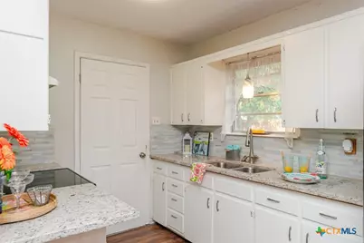 919 Holly Street, Copperas Cove, TX 76522 - Photo 4