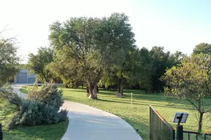 299 White Oak Dr, Killeen, TX 76549 - Photo 48