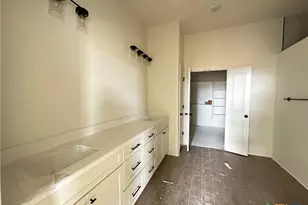 1007 Alice Cir, Temple, TX 76502 - Photo 8