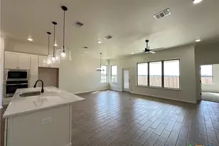 1007 Alice Cir, Temple, TX 76502 - Photo 2
