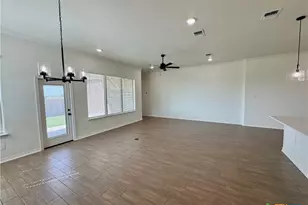 1007 Alice Cir, Temple, TX 76502 - Photo 6