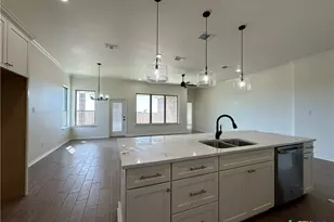 1007 Alice Cir, Temple, TX 76502 - Photo 6