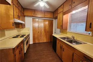 1274 Hillcrest Dr, New Braunfels, TX 78130 - Photo 4