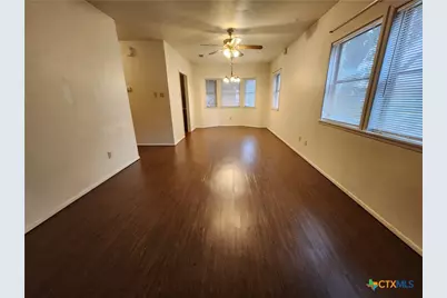 1274 Hillcrest Drive, New Braunfels, TX 78130 - Photo 10