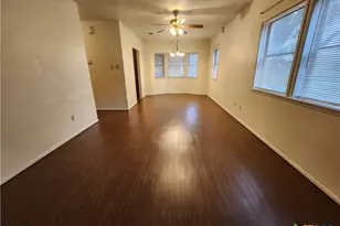 1274 Hillcrest Dr, New Braunfels, TX 78130 - Photo 10