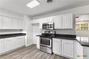 1107 S 23rd St, Copperas Cove, TX 76522 - Photo 8