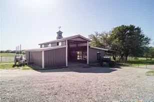 690-A County Road 4707, Kempner, TX 76539 - Photo 38