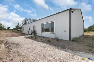 1441 Co Rd 111, Lampasas, TX 76550 - Photo 30