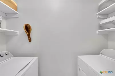 6747 Sunlit Pass Drive, San Antonio, TX 78239 - Photo 16