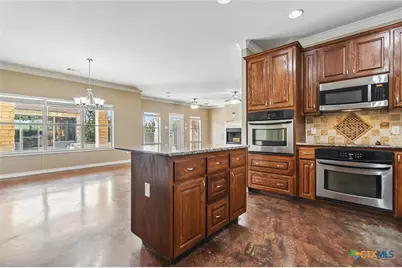 180 Honeysuckle Drive, Killeen, TX 76549 - Photo 20